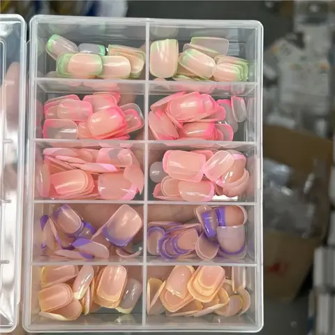240 पीस कैंडी कलर फ्रेंच शॉर्ट स्क्वायर फाल्स नेल्स पिंक/ग्रीन/पर्पल फुल कवर मैकरॉन प्रेस ऑन नेल्स DIY आर्टिफिशियल मैनीक्योर 12 best sales नकली नाखून छोटे - №7