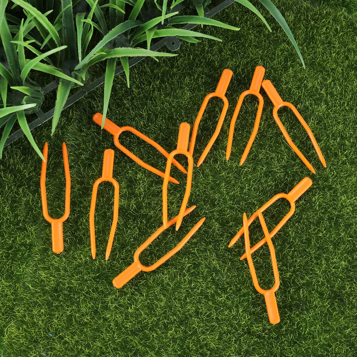 100 Pcs Securing Clip Garden Plant Support Clips Stalk Fixing Strawberry Planter