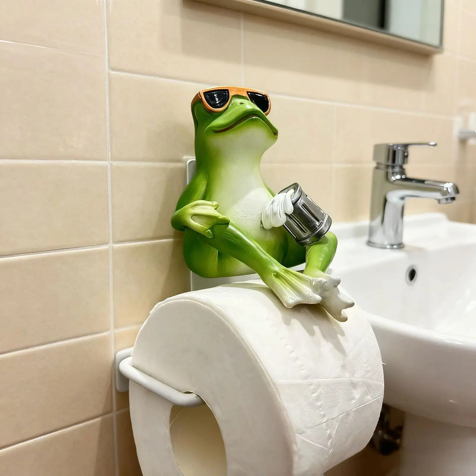 

Bathroom Organizer Paper Holder Stand Creative Frog Figure Tissue Roll Dispenser for Wall Mounted Home Decoration