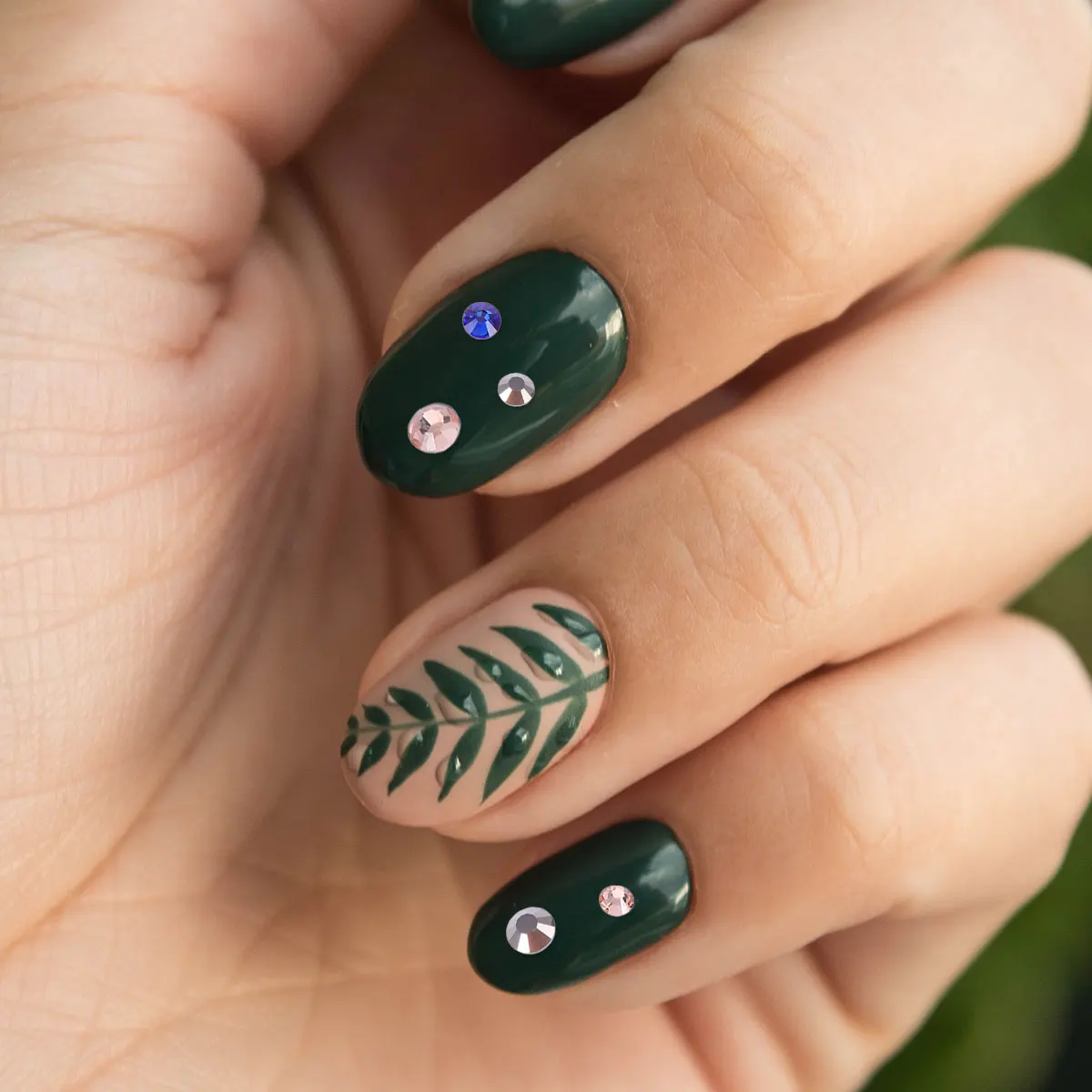 

1 Box Rhinestone Flat Bottom Drill Sticker Decorative Sequin Nail Paillette Manicure Supplies Color For