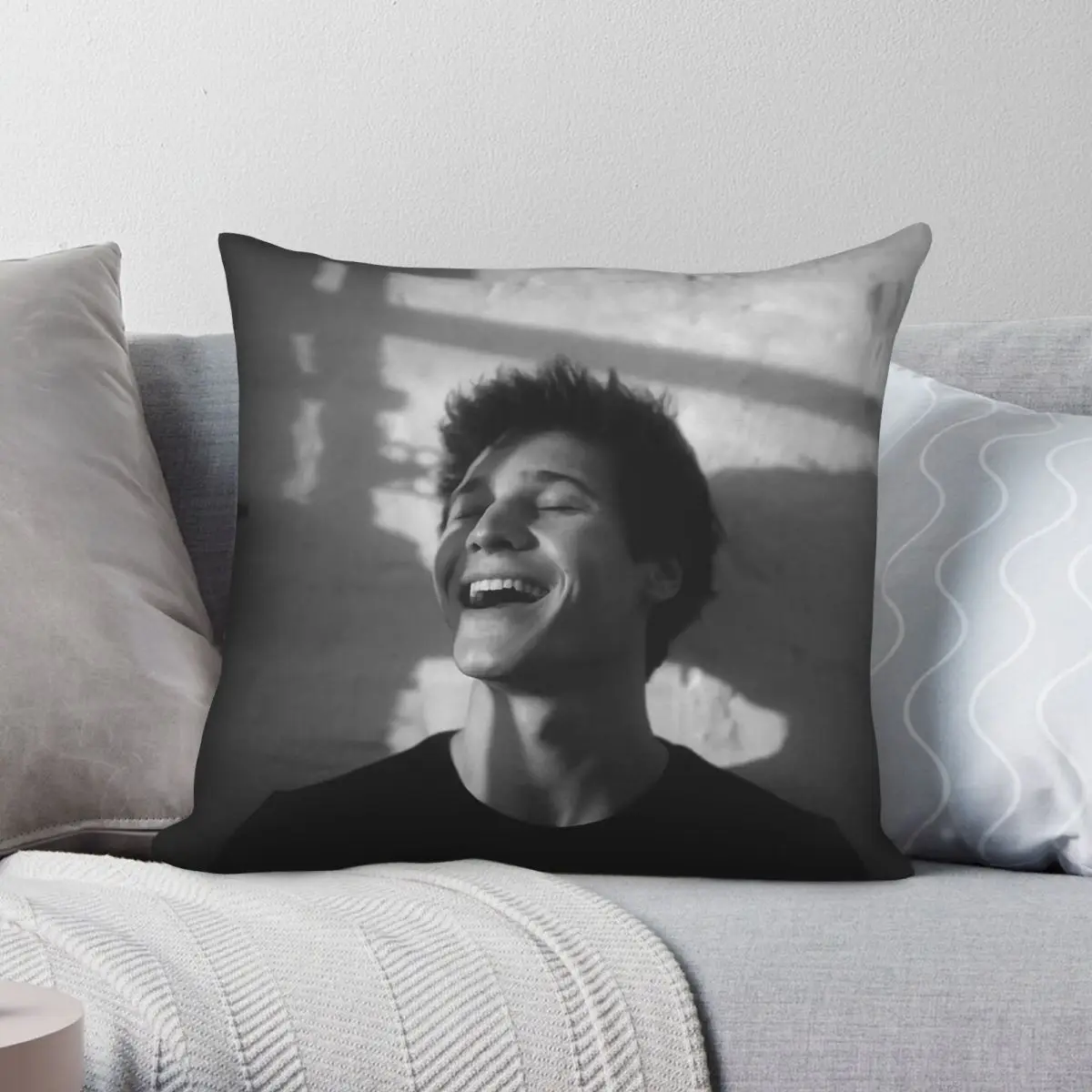 Wincent Weiss Smile Pillowcase Polyester Linen Velvet Creative Zip Decor Pillow Case Bed Cushion Cover Wholesale