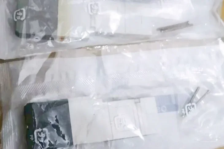 

New SMC switch SV1B00-5FUD SV1B00-5FU SV1B00-5FR SV1B00-5FRD SV1C00-5FUD SV1C00-5FU
