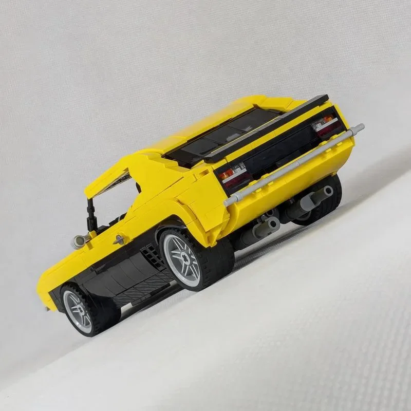 

MOC-194639 New Model Yellow Supercar Racing Building Block Model 1077 Parts MOC Creative Boys Children's Birthday Toy Gift