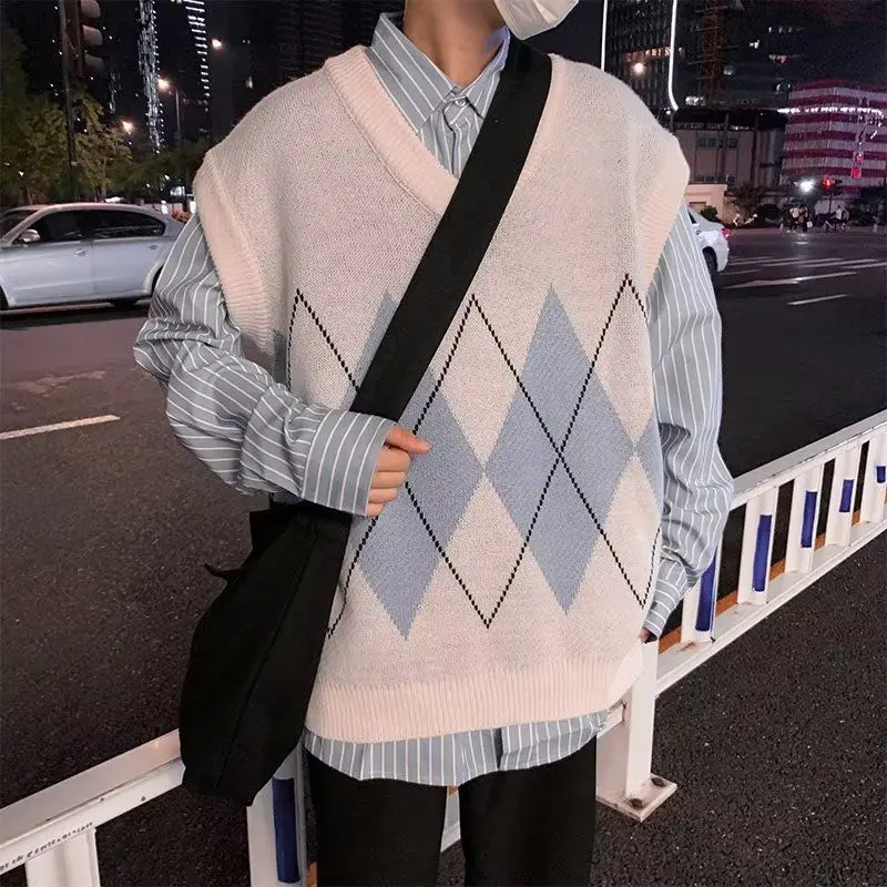 Sweaters Male Jumpers V Neck Men's Knitted Vest Rhombus Black Waistcoat Harajuku Korean Popular Clothes Aesthetic Top Cheap Open