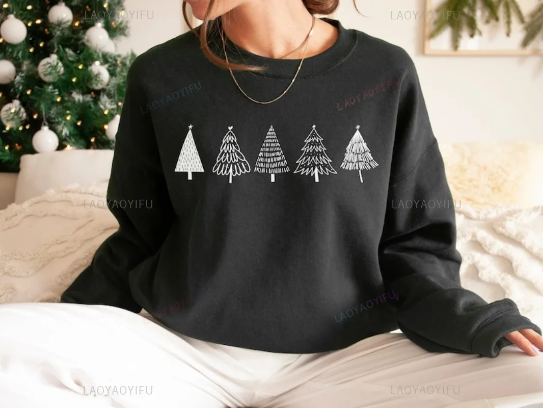 

Festive Pine Trees Sweatshirt Hand-Drawn Christmas Print Women's Pullover Sweatshirt Men's Pullover Shirt Simple Style