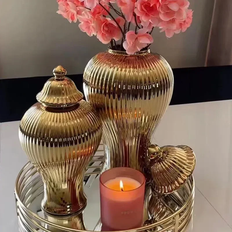 Ceramic Vase, Gold Striped Decoration with Lid, Versatile Ginger Jar Storage Bottle, Desktop Porcelain Ornament, Home Decoration