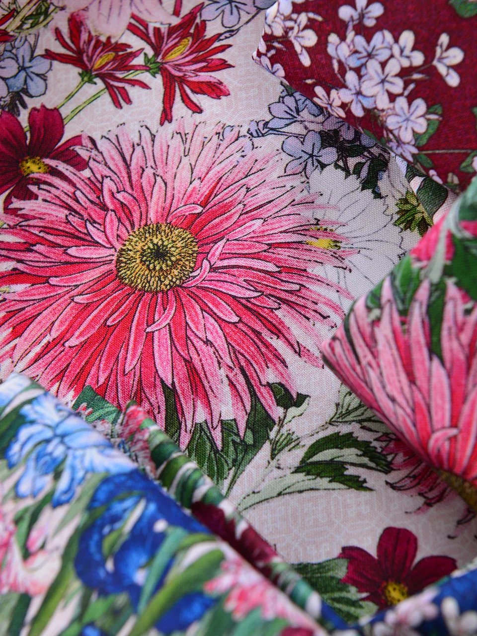 110x50cm DIY Cotton Fabric for Handmade Flower Handbooks, Clothes, and Books. Pure Cotton Fabric Blooms in Your Garden