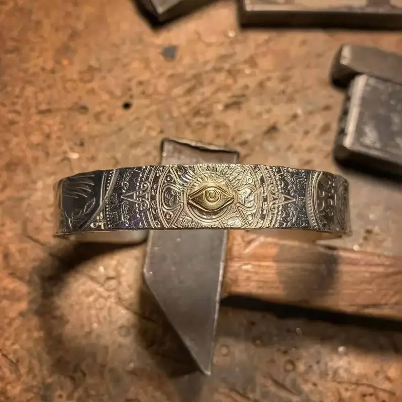 

Mayan Totem Horus Eye, все знающие, демонический глаз, Властный Браслет, трендовый модный мужской браслет, подарочные аксессуары