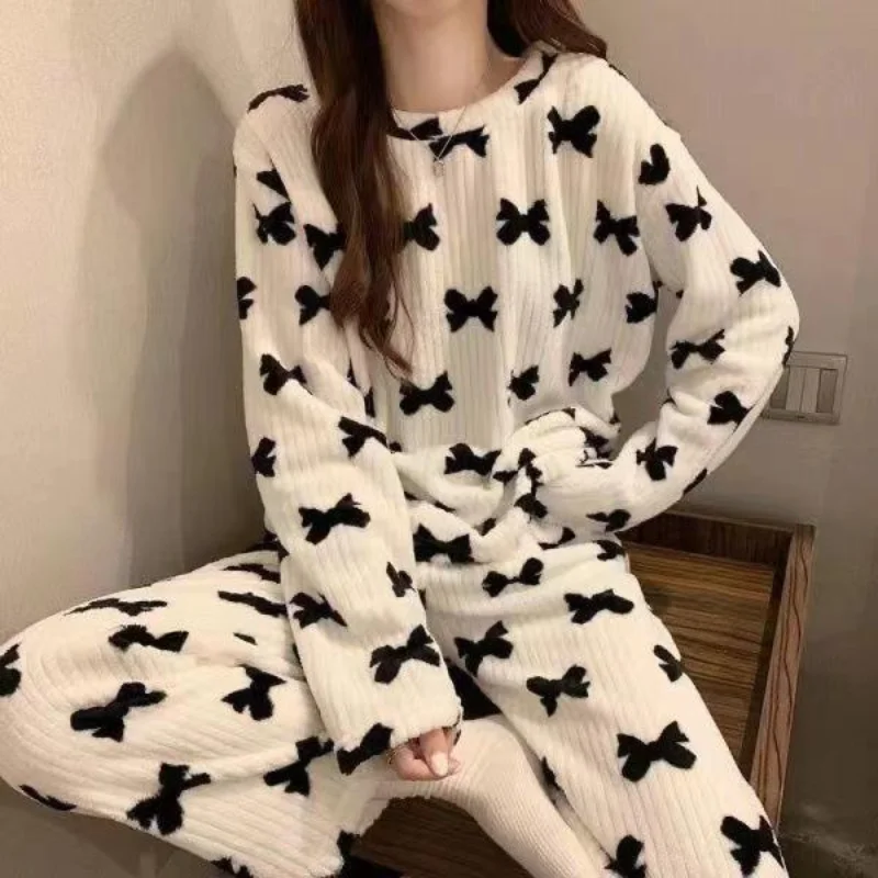 New Women\'s Pajamas Thickened Flannel Loungewear Two-piece Pajama  Autumn Winter Coral Velvet Warm Homewear Casual Clothing Suit