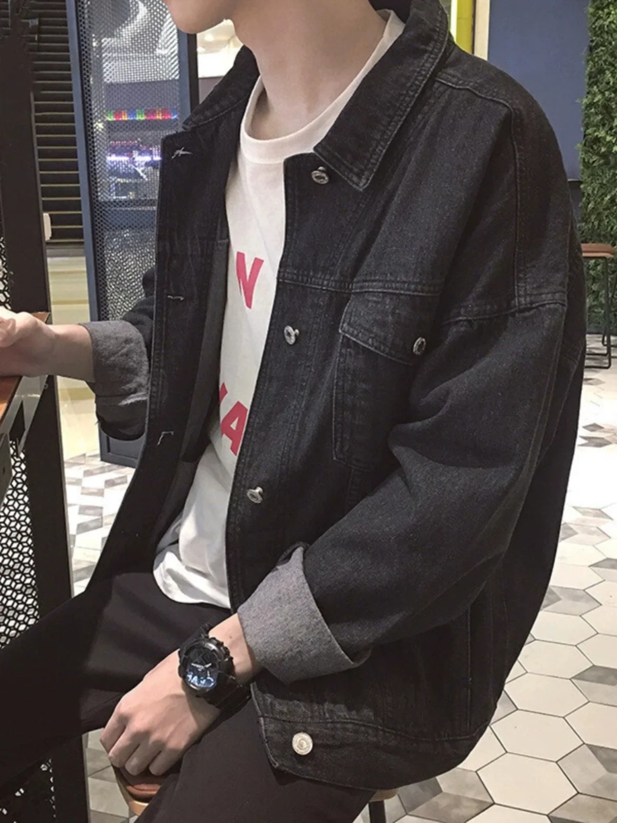 

Casual Denim Jaet for Men Autumn Seasonal Trendy Brand Youth Versatile Turn-down Collar Top Button Closure Long Sve Loos...