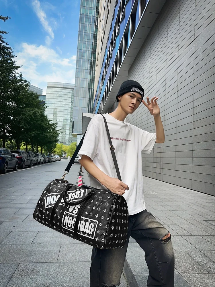 Fashion brand shoulder bag large capacity short distance travel bag printed handbag fashionable gym bag