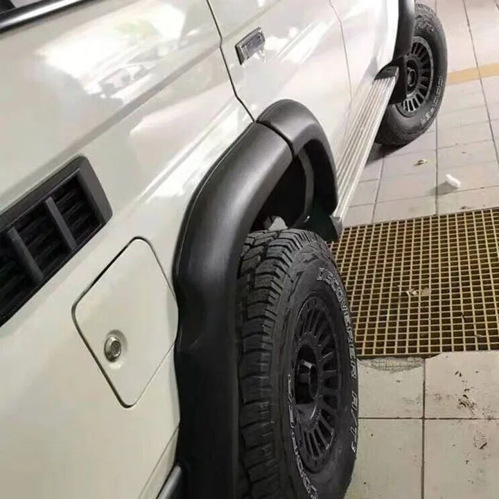 

Расширители колесных арок (фендеры) для Land Cruiser LC76 с брызговиками Workmate