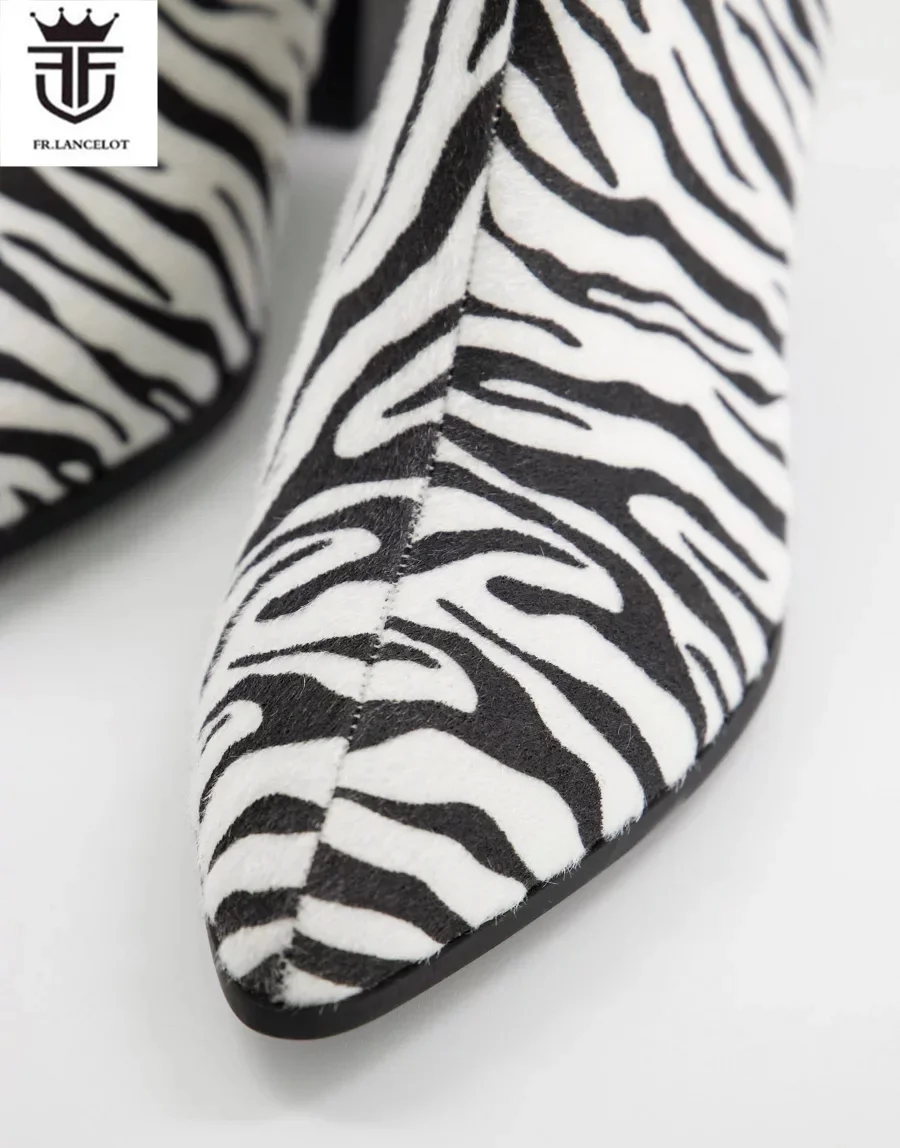 2024 Fashion Zebra Print Leather men Boots Men Suede leather Booties Men\'s Mujer Botas Side Metal Zip Party Wedding shoes