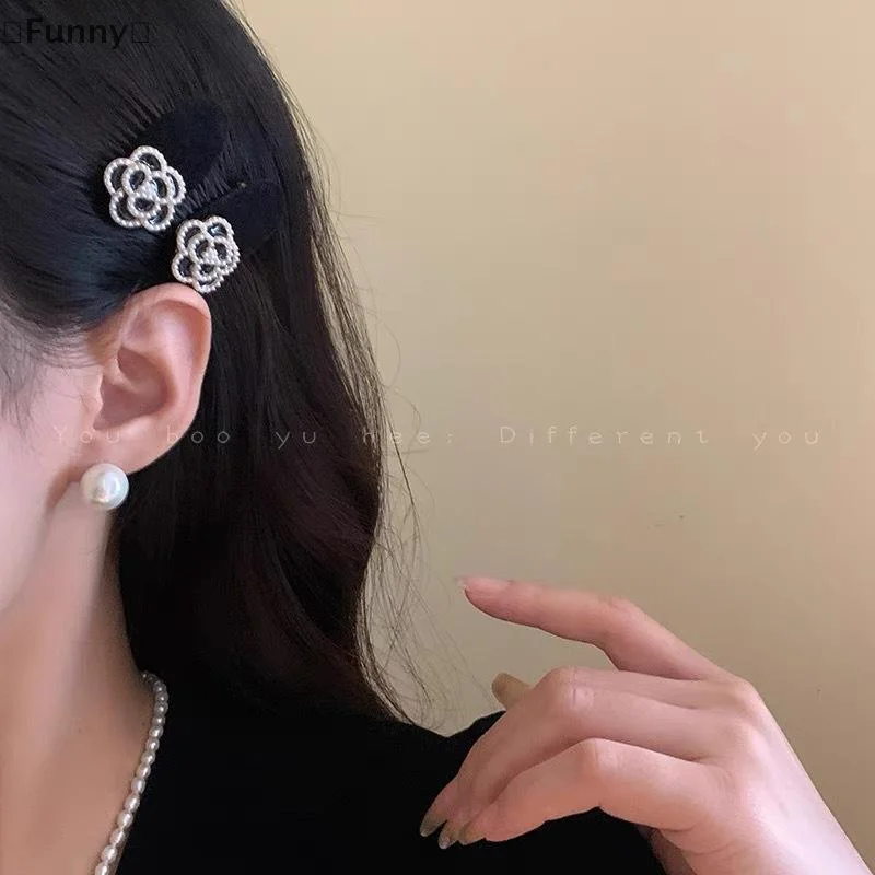 [مضحك]/4 قطعة دبوس شعر كاميليا أسود أبيض لؤلؤة توافدوا مشبك شعر فتاة الجبين الجانب بانج كليب أنيقة الحداد جنازة