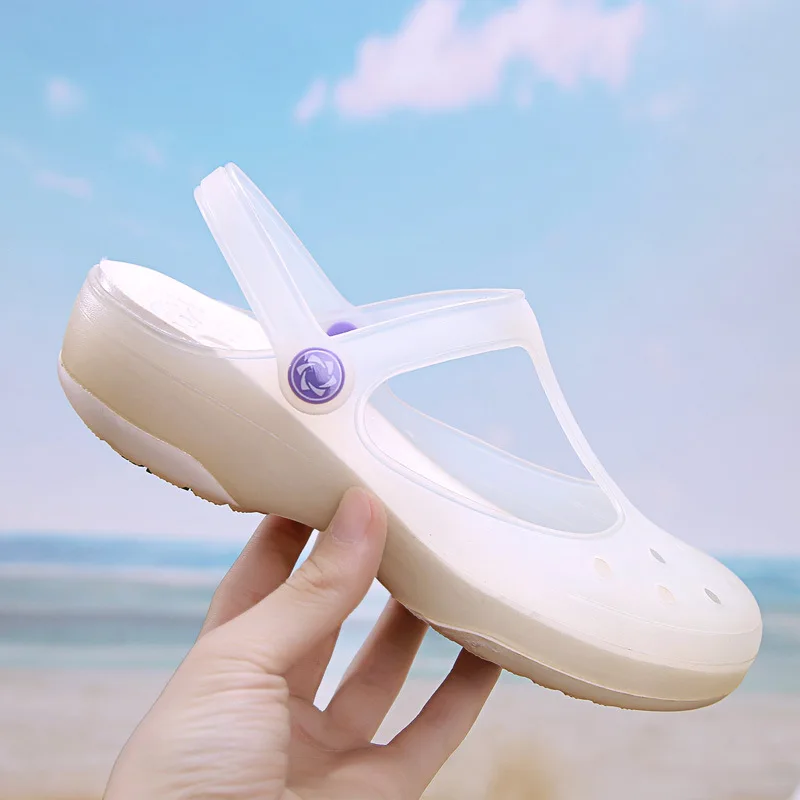 Non-Slip Hole Shoes Pump Beach Shoes Soft Bottom Comfortable Nurse Sandals