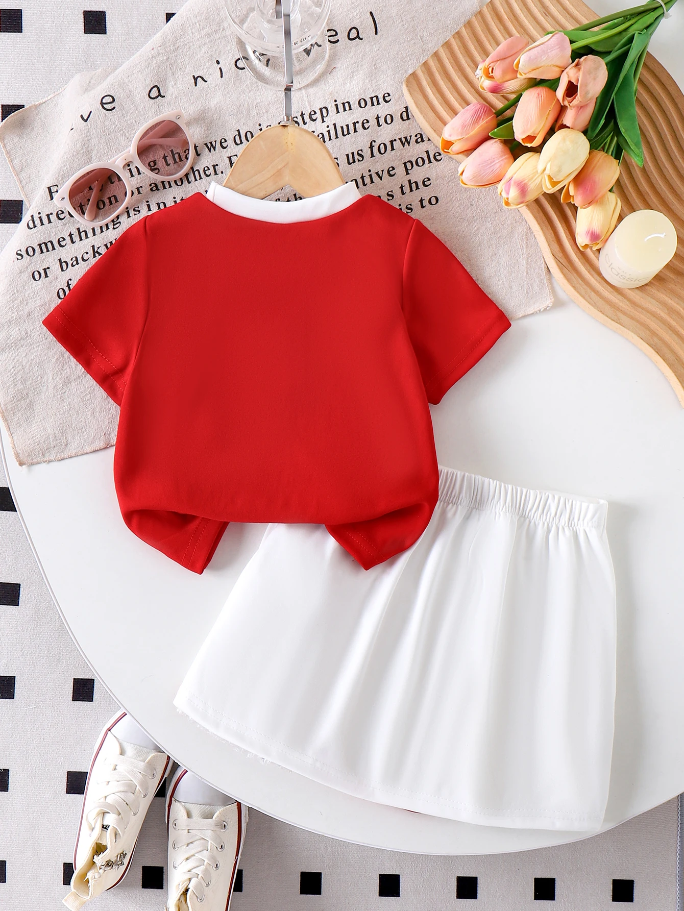 Cross-border summer new girls 2-7 years old red short-sleeved T-shirt + white skirt