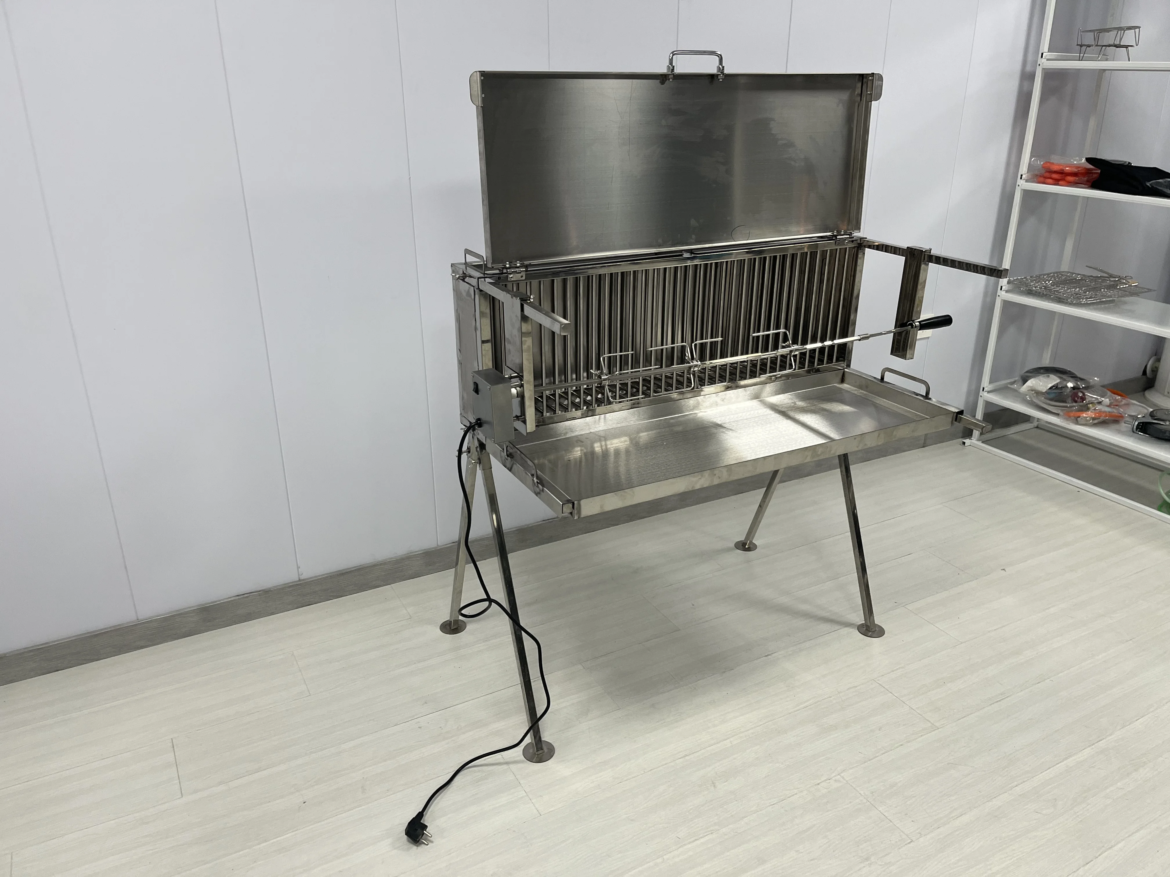Stainless Steel Covered Automatic Rotation Cyprus Brazilian Churrasco with Rotisserie Kit Shashlik Vertical Grill