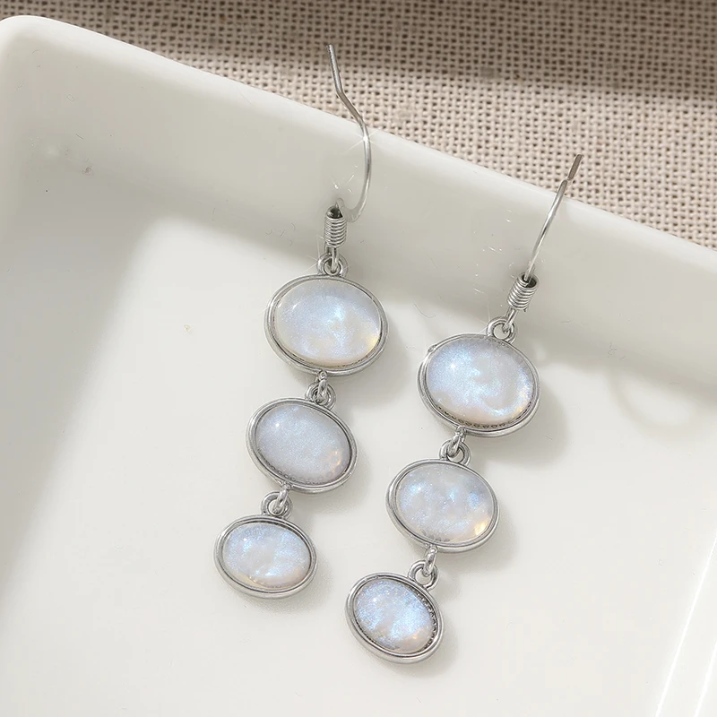 Delicate Vintage Oval Moonstone Dangle Earrings Women Long Flowing Silver Plated Earrings Bohemian Style Jewelry
