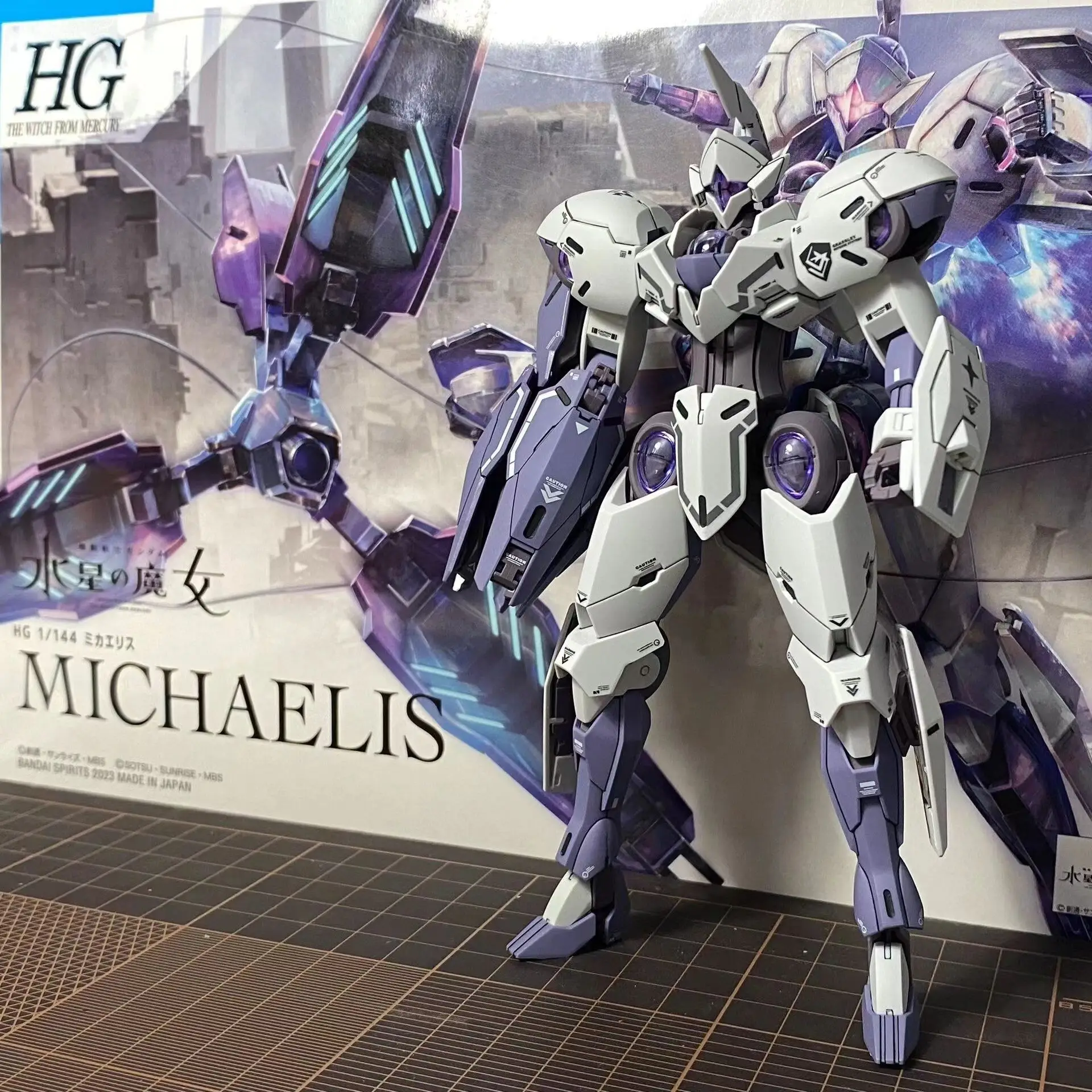 Bandai Gundam Demon Judge HG1/144 Mercury's Witch Handsome Color Transparentes Montagemodell Ornament für Jungen, Lernspielzeug, Geschenk
