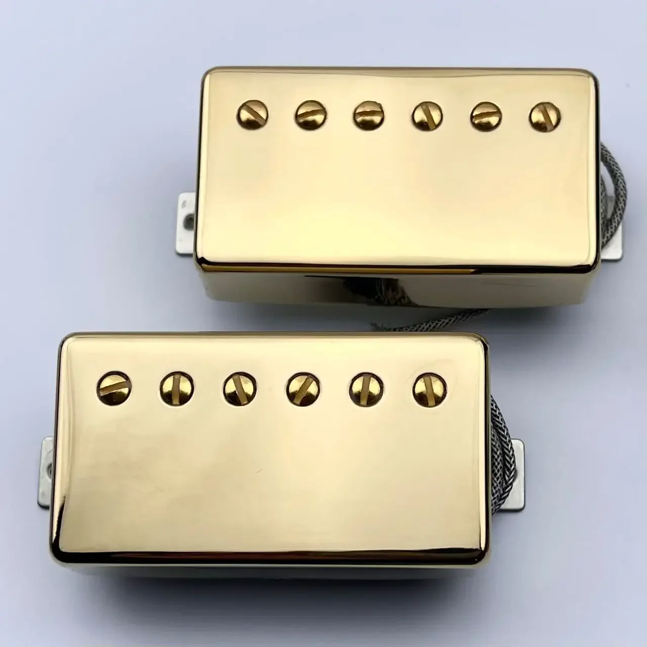 GIB BB1 BB2 Alnico 2 classic 57/classic 57+ Guitar Humbucker Pickups Bridge& Neck For Gibson Les paul LP Guitar GOLD