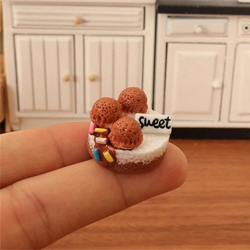 4Pcs 1:12 Dollhouse Miniature Simulated Dessert Cake Mini Tableware Plate Spoon Fork Food Dessert Tray Model Kitchen Decor Toys