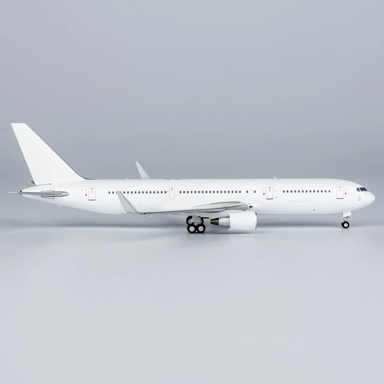 Em branco Diecast Aircraft Jet Model, presente avião colecionável, NG Modelo 1:400 Boeing B767-300 PW4000 Motores, 17005 Liga