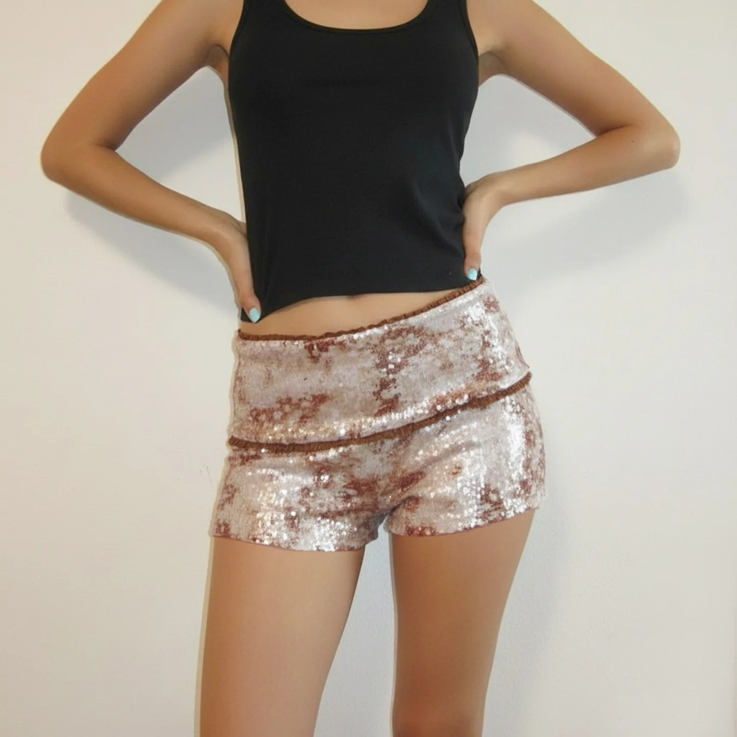 Autumn and winter low waist slimming spicy girl casual sequin shorts