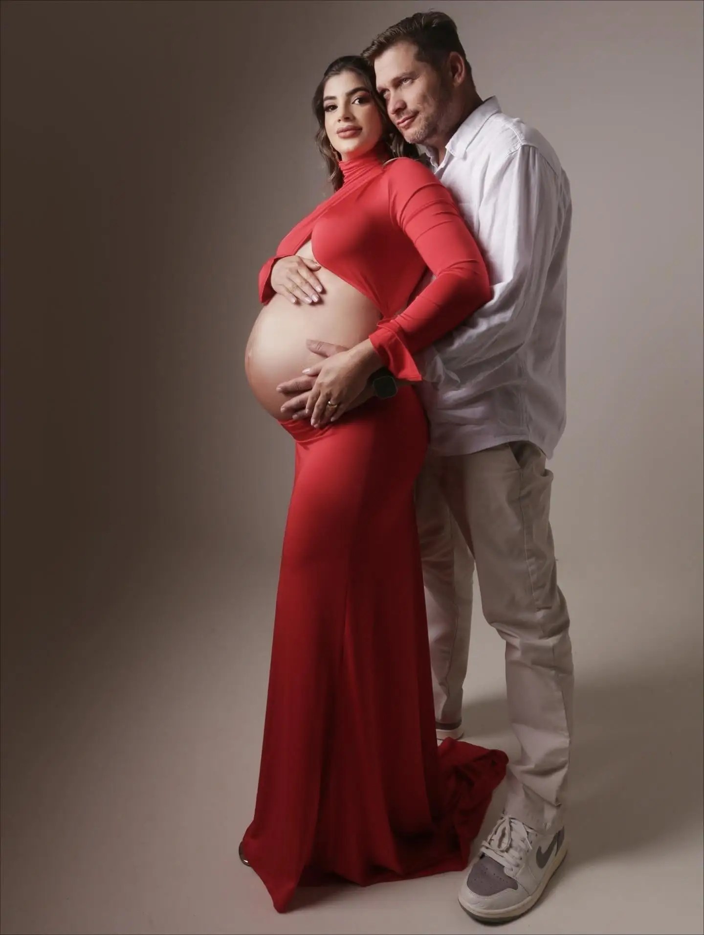 Beauty Red Maternity Dress Photoshoot Cut-Out High Neck Stretch Baby Shower Dresses Pregnancy Photography Dress Shooting Outfit