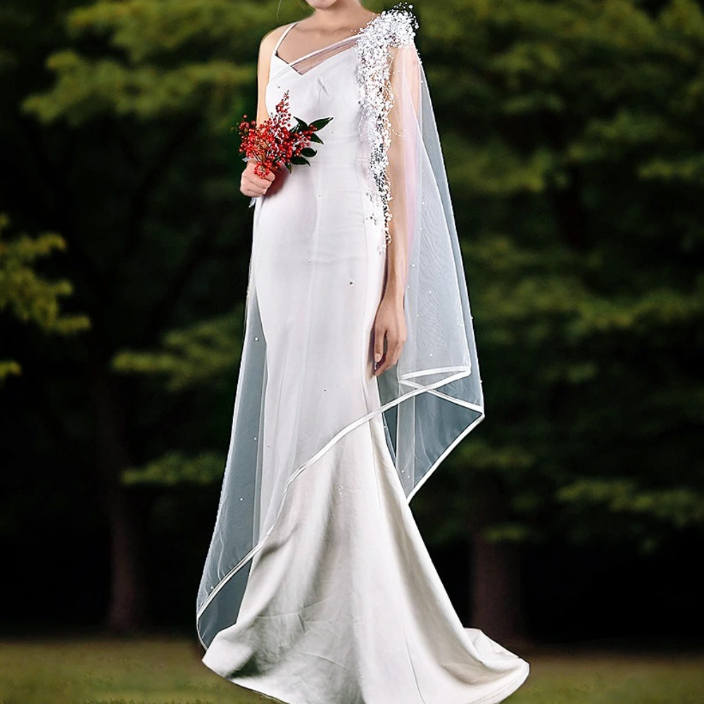 White Size Shoulder Pearls Tassels Bridal Shawl Wedding Bolero Capes Covered for Party Dress Wedding Accessories Evening Party