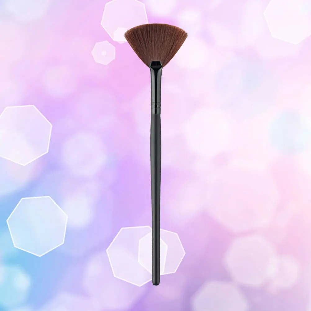 Pennello per trucco Manico nero Setole marroni Cipria Fard Evidenziatore Accessorio di bellezza Morbido Non capannone Durevole