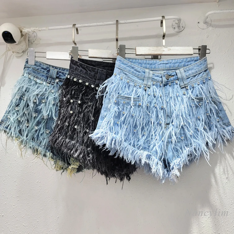 

Feather Shorts Womans 2024 Summer New Exquisite Rhinestone Ostrich Feather Design Slim Fit Tassel Denim Shorts for Women