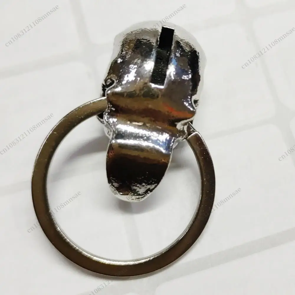 

Металлический чехол для ключей с черепом демона, универсальный модифицированный чехол для ключей, металлический колпачок для ключей с черепом демона для большинства мотоциклов, сувениры для Хэллоуина