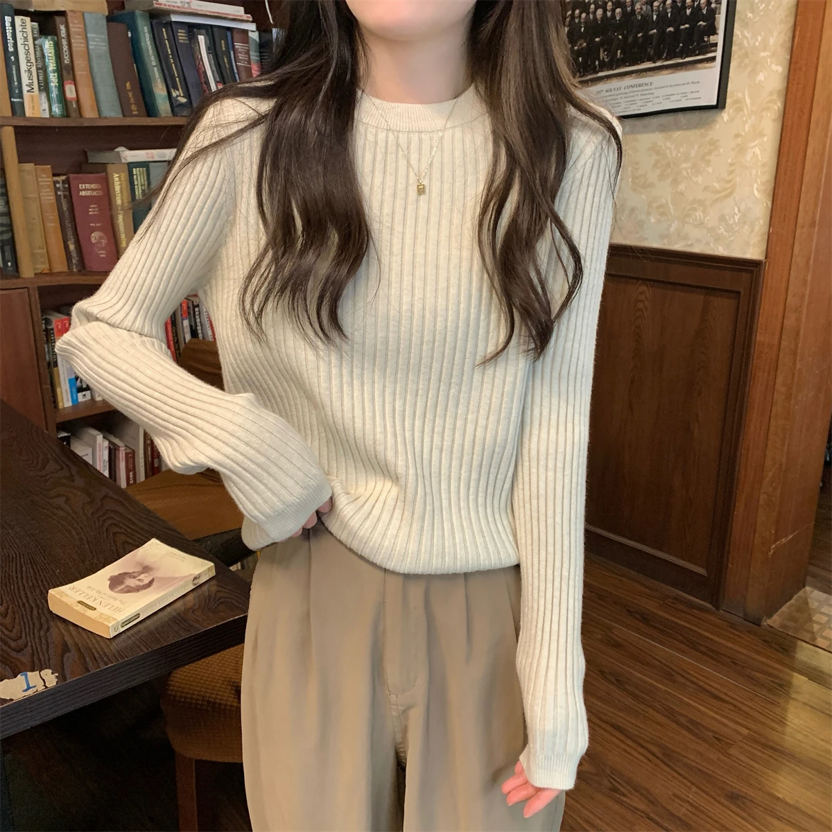 

Korean Style Retro Thickened round Neck Knitted Base Shirt Women's Slim Fit Inner Wear Autumn Winter Long Sleeve Sweater