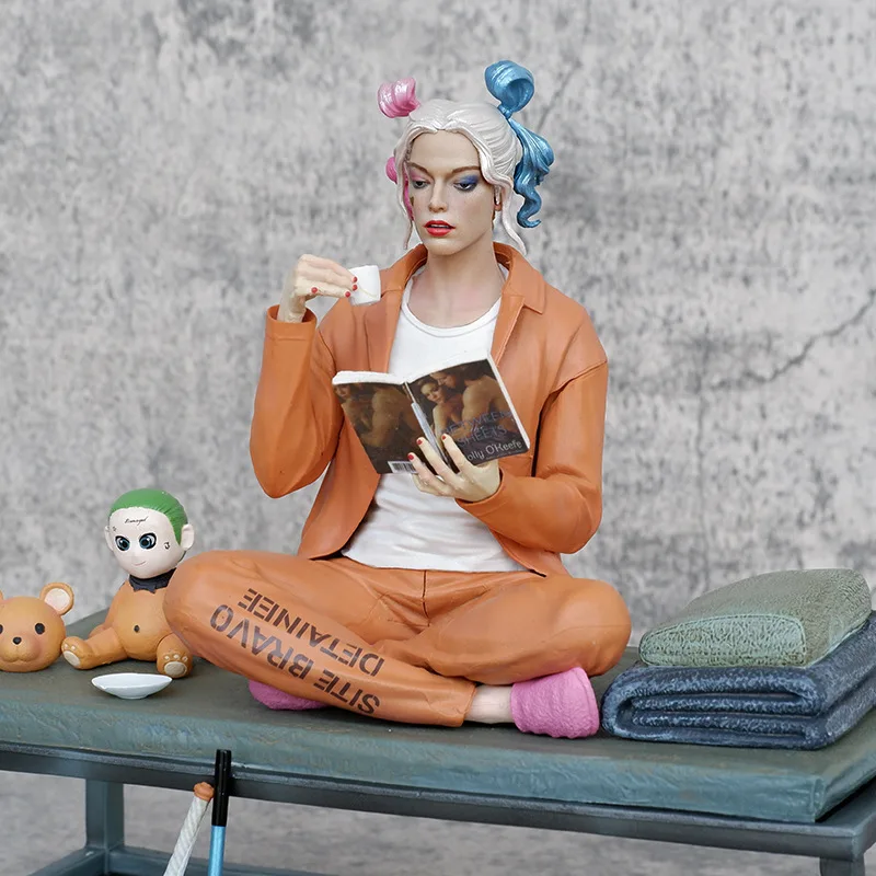 

Joker Series Suicide Squad The Reading Girl Sitting Posture Harleen Quinzel Clown Model Hand Tabletop Decoration Furniture Gifts