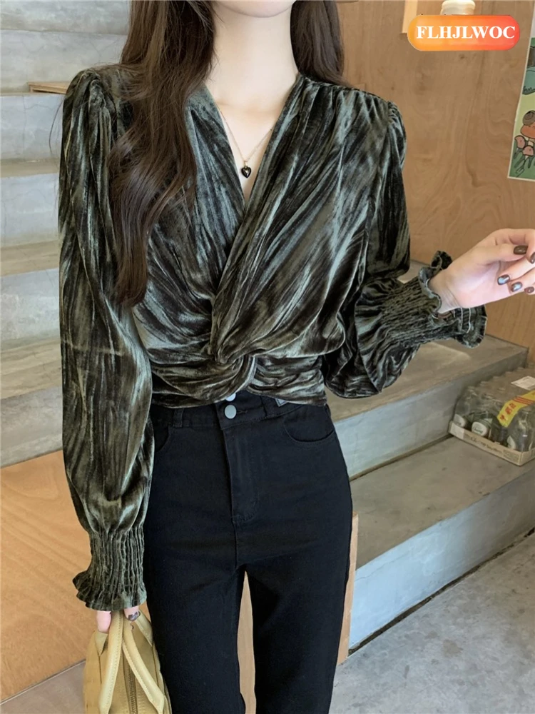 قطع علوية قصيرة قصيرة موضة ربيع 2026 للعام الجديد Y2K بلوزات نسائية لطيفة للفتيات الجميلات على الطراز الياباني بلوزات مخملية صغيرة لطيفة #2
