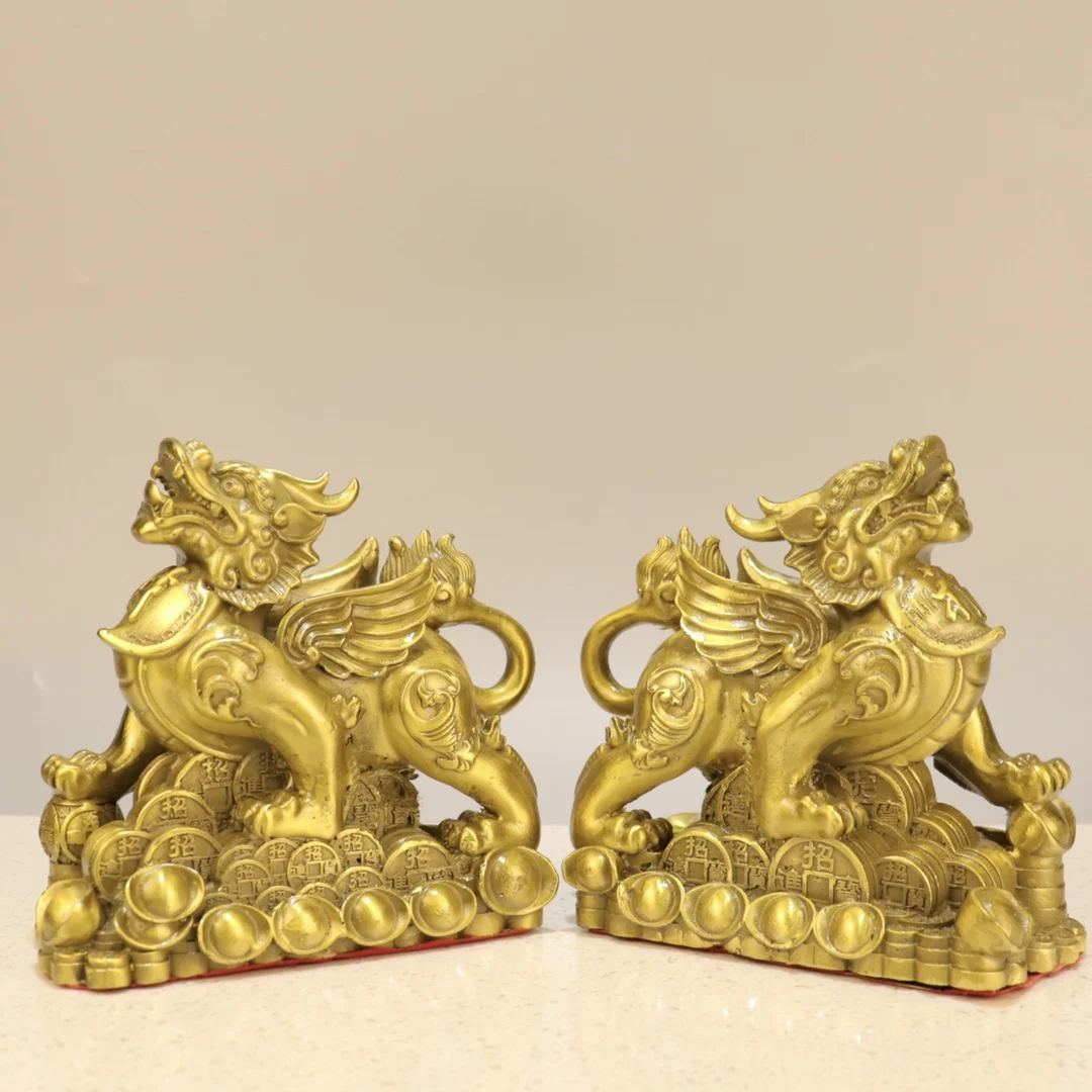 Xizang Folk Collection Old Bronze Flying Beast Brave Troops Pixiu Statue Yuanbao  Coin Base A Pair Amass wealth Ornaments