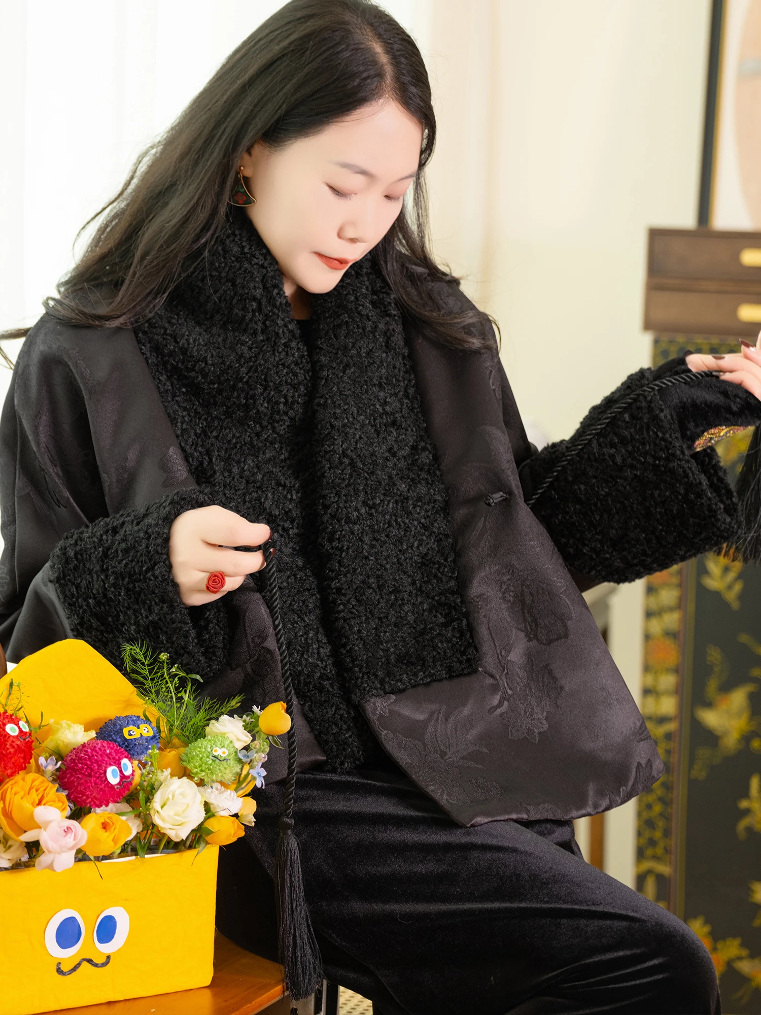 

Ele Thiened Cotton Jaet with Flap Buttons Embroidered Tussar Silk Satin Belted Women's Winter Coat Long Sve