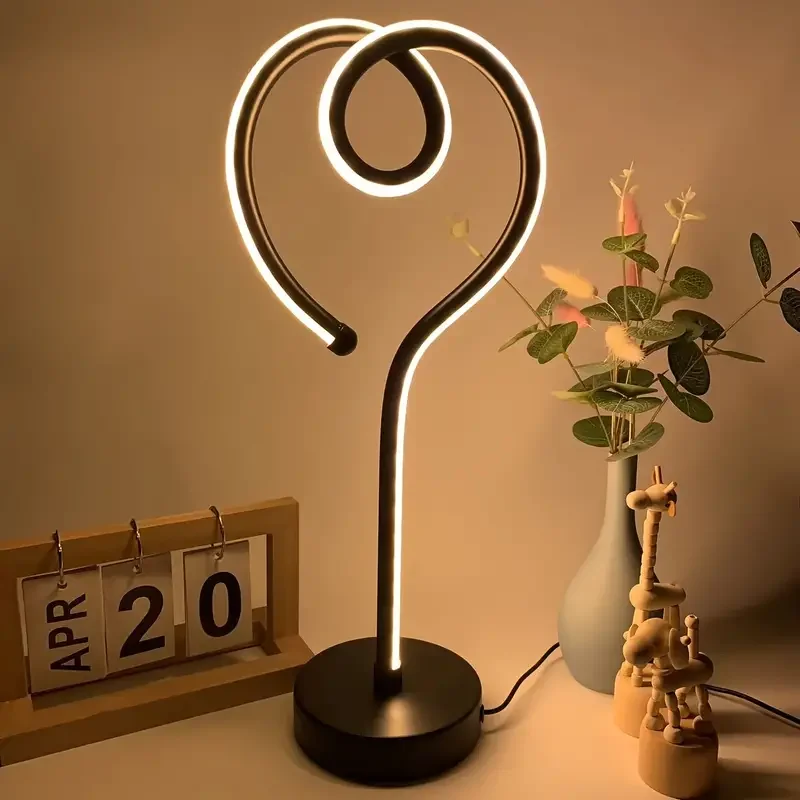 

Креативная настольная лампа в форме сердца с USB-подключением и тремя режимами градиентной регулировки яркости для спальни, кабинета, офиса, гостиной