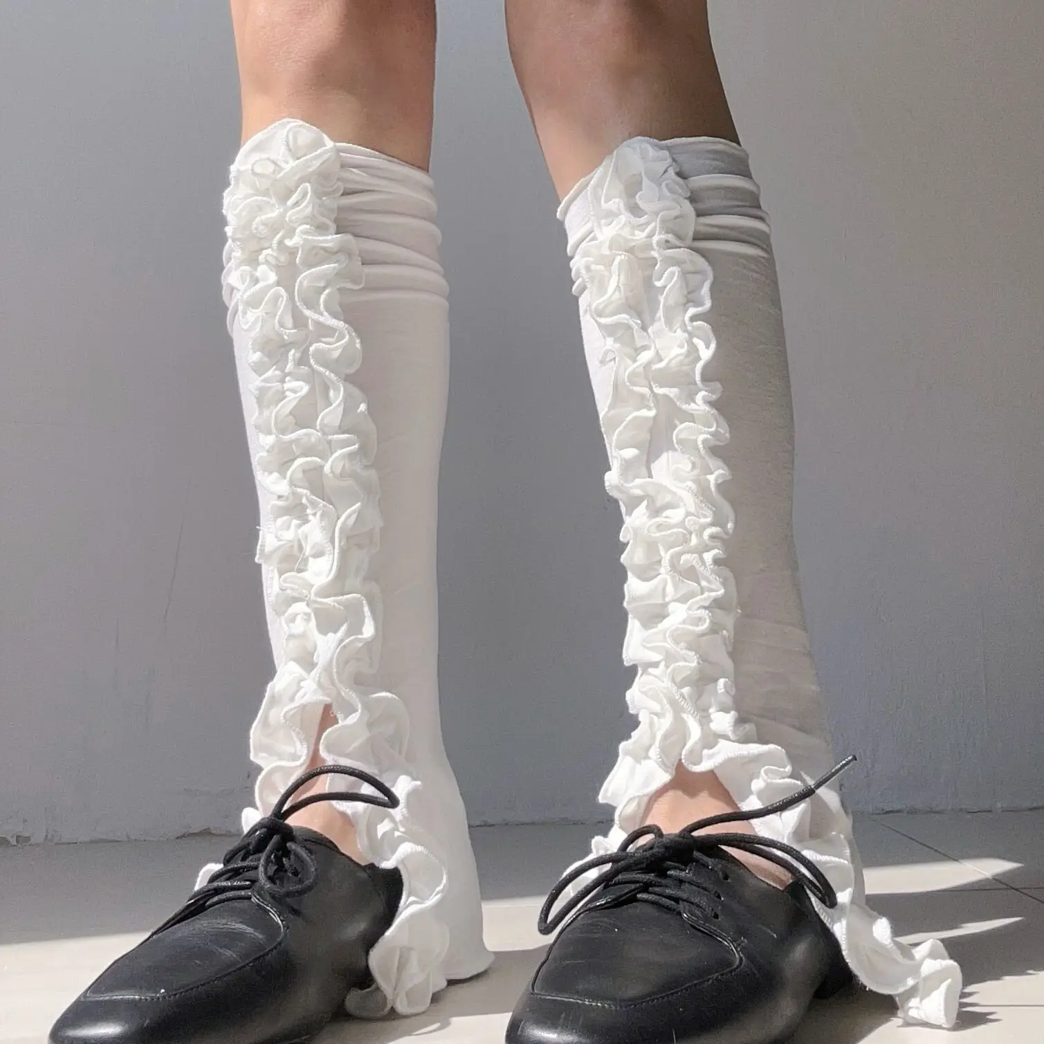 

One Pairs Women's JK Pantyhose for Summer Thin Mid Tube Lace Socks Black Wide Leg Pantyhose Girl Trumpet Calf Socks