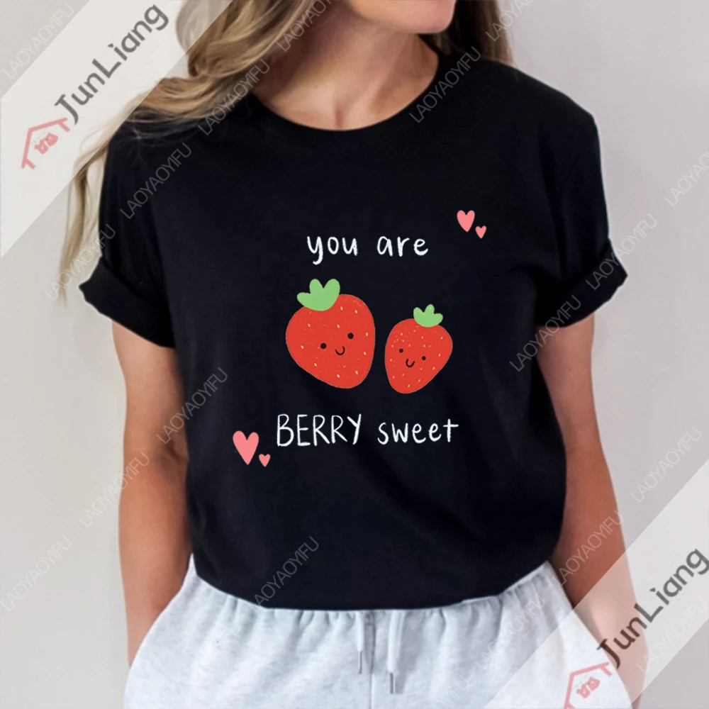 You Are Berry Sweet Retro Fashion Cute Cartoon T-Shirts Chic Strawberry Print Fruit T Shirt Unisex Vintage Graphic Tees Clothes