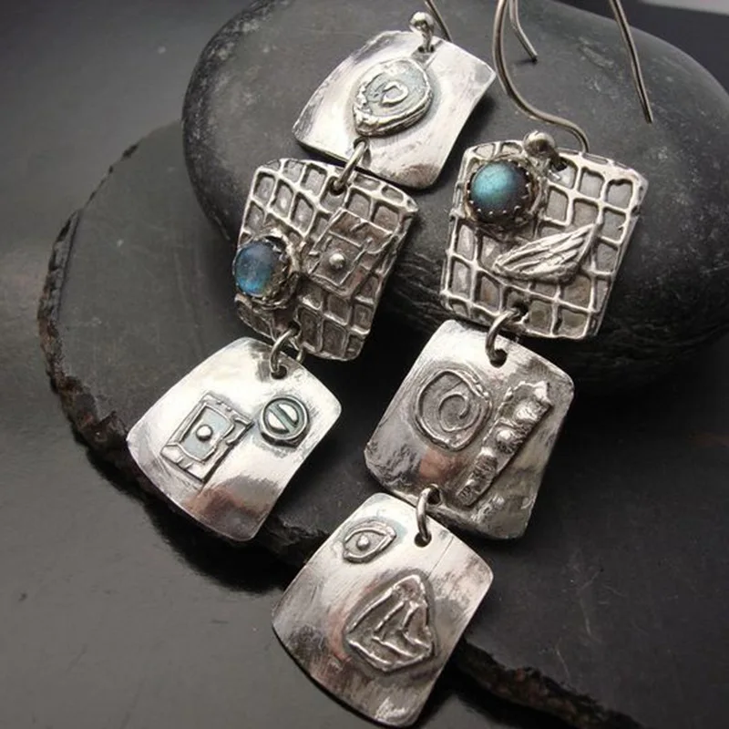 Vintage Ethnic Exaggerated Turquoise Big Dangle Earrings For Women Retro Metal Earring Jewelry for Mother Bohemian Accessories