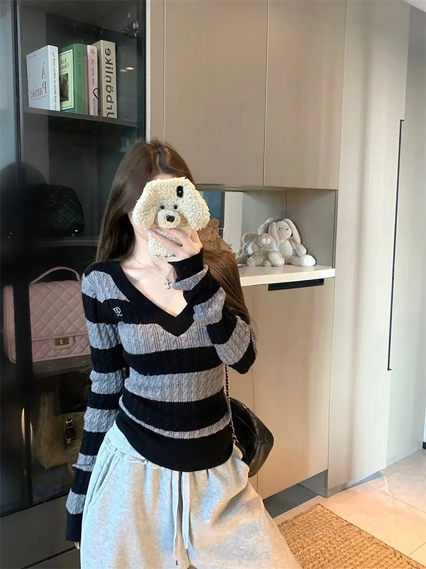 

Женский вязаный свитер в полоску с вышивкой, облегающий цвет Blo, зимний новый Sle, корейская версия, студенческий Sle, ощущение подростков