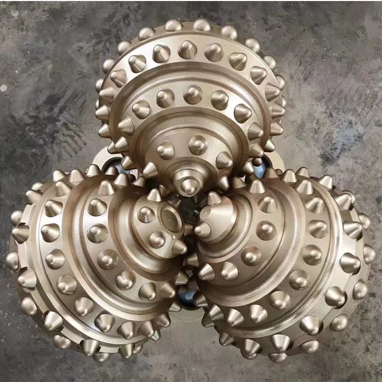 Forage de puits d'eau API, dent en acier, foret à rouleau roche rotatif, foret tricone