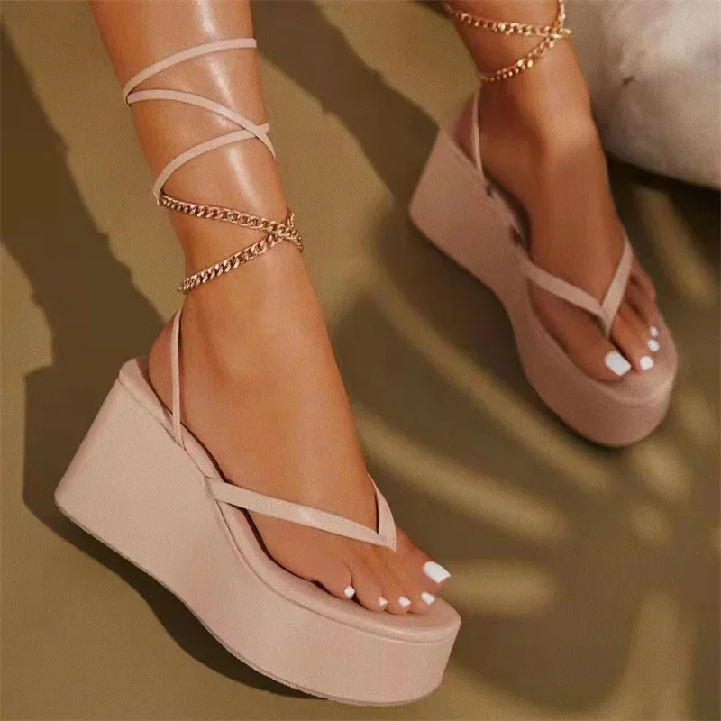 2023 New Women\'s Sandals Metal Chain Ankle Strap Platform Wedge Flip-Flops Simple Comfortable Soft-soled Flat Shoes Femme