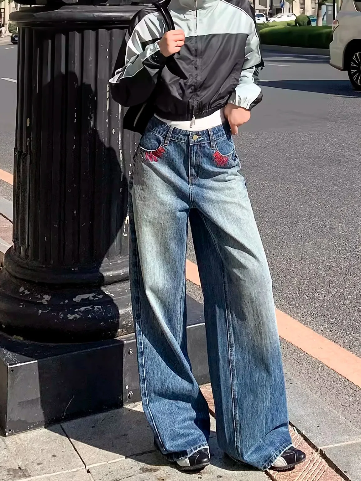 

Синие широкие брюки с вышивкой в стиле ретро, свободные женские джинсы, новые зимние джинсы длиной до пола, повседневный дизайн с высокой талией