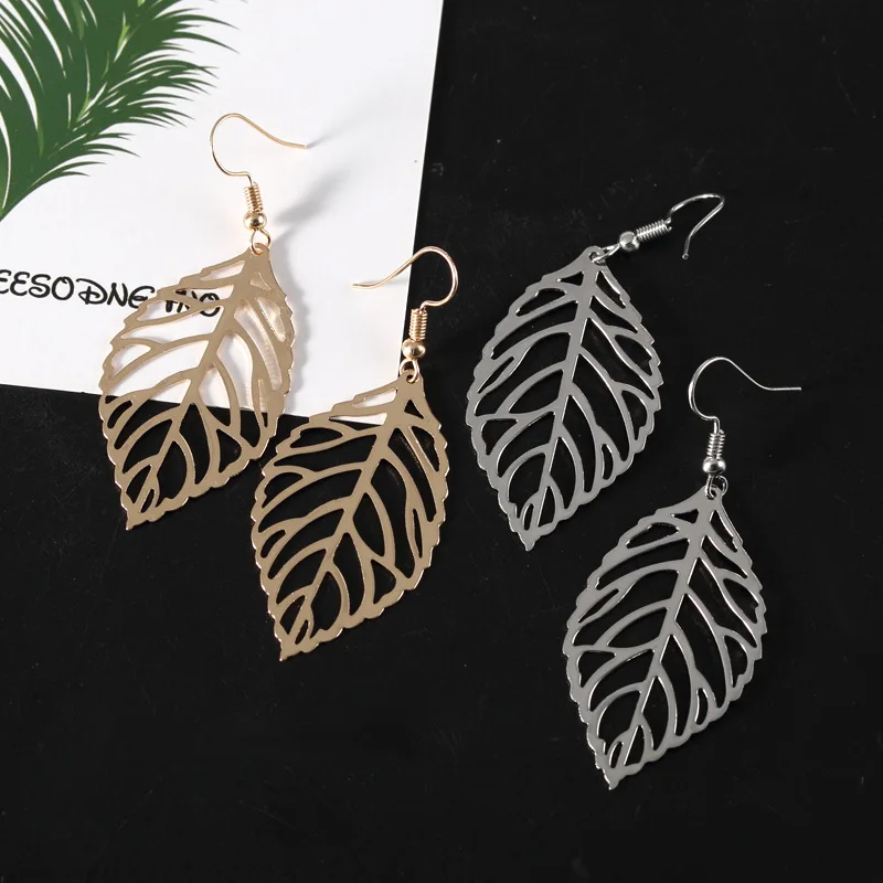 Hollow Out Leaf Drop Earrings for Women Trendy Metal Hook Earrings Vintage Golden Silver Color Dangle Earrings Brief Jewelry