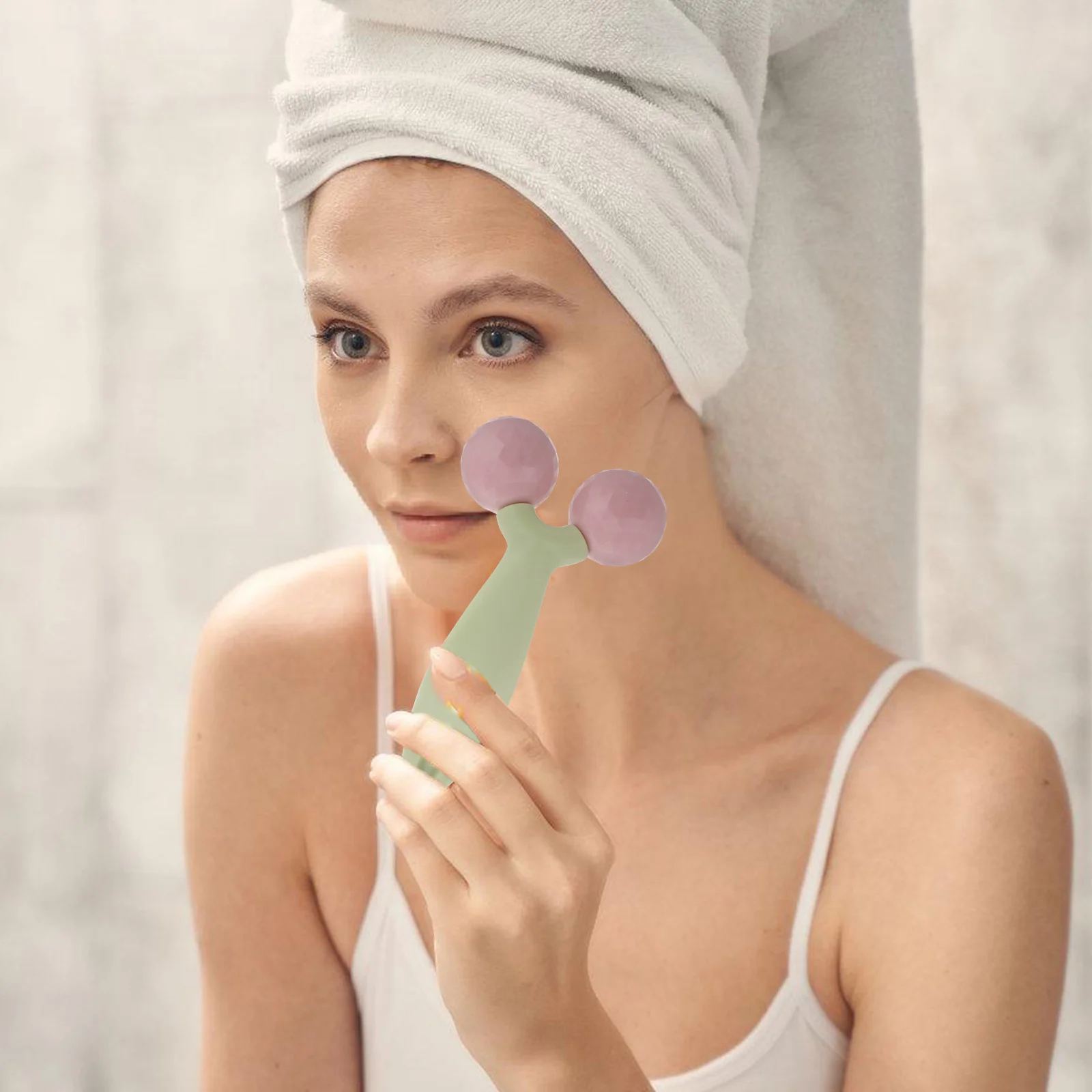 Manual Face Roller For Massage Face Puffiness Reducer Portable Skin Care Tool Handheld Facial Massager For Women Small