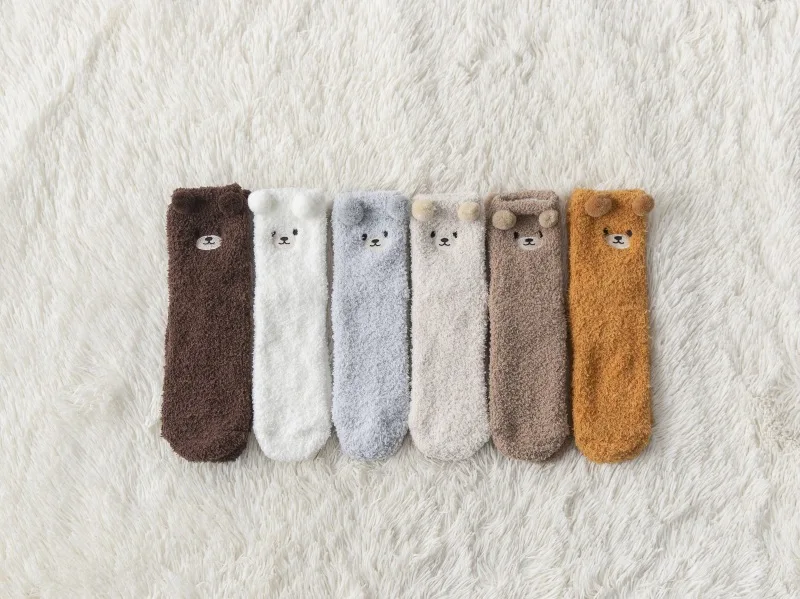 4 Paar 3D Flauschige Damensocken mit Bären-Kawaii-Tiermuster, Dicke Fleece-Wärme-Socken im koreanischen Stil für Zuhause und zum Schlafen – Detail 3