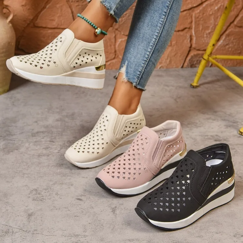 

2023 летние новые модные повседневные женские туфли на танкетке с низким берцем, дышащие удобные универсальные сандалии без шнуровки