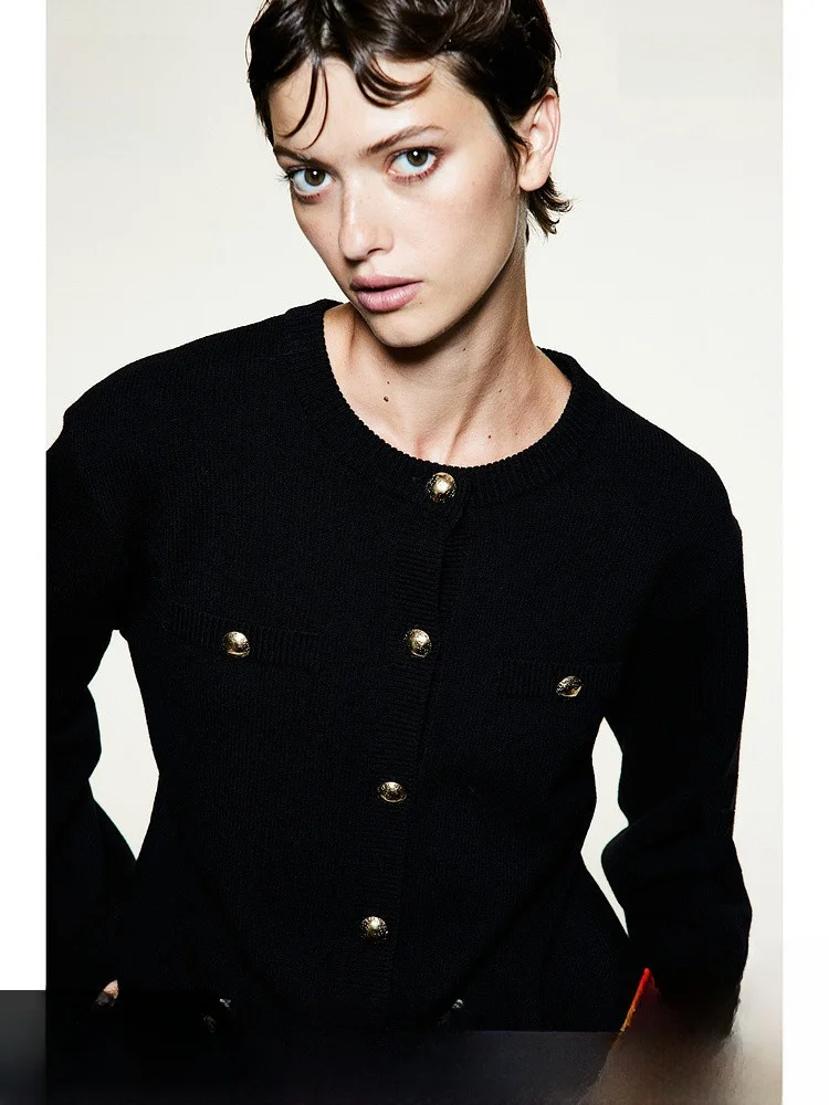 

Casual Button Design Knitted Sweater Faionable Little Bla Dr Sle Autumn Outfit H&M Women's Regular Fit Long Sve C...